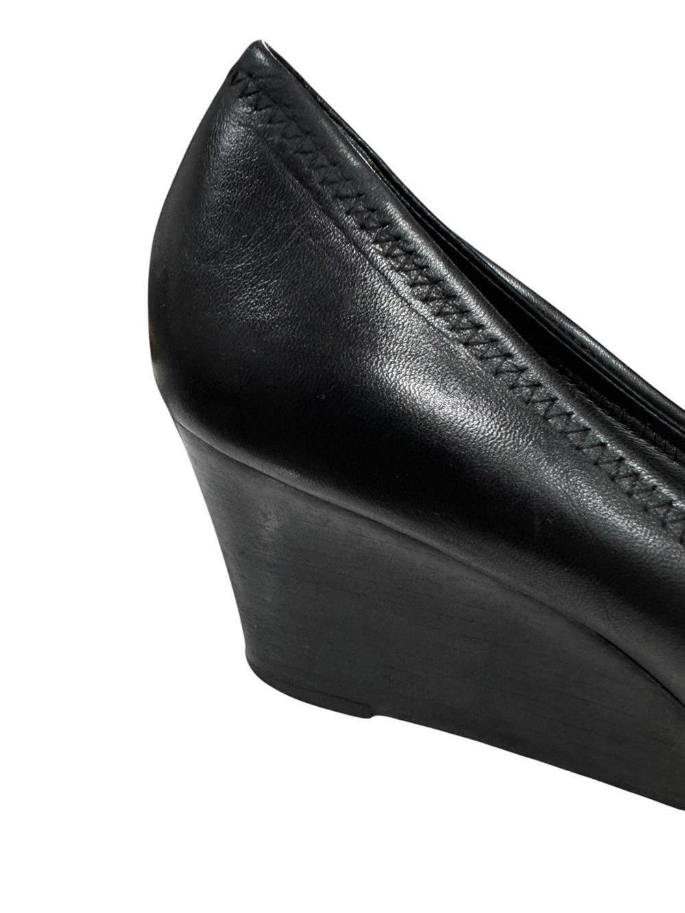 Tory Burch Black Leather Flats with Gold Logo Medallion - Picture 9 of 12